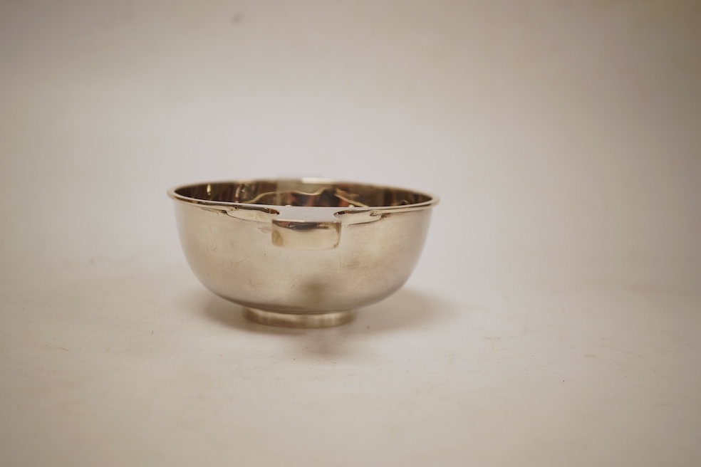 A George V Scottish silver quaich, by Brook & Son, Edinburgh, 1925, 15cm over handles, 4.2oz.